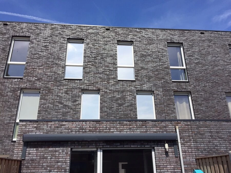 Zonwerend Raamfolie Voor HR++ Glas Zilver (90cm) 2 Zonwerend Raamfolie Voor HR++ Glas Zilver (90cm) - Afbeelding 2